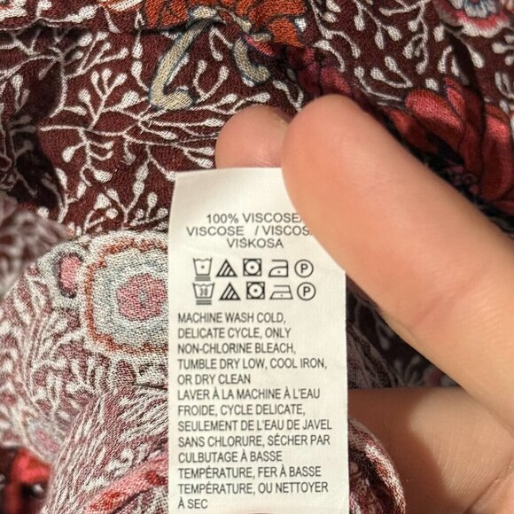 Lucky Brand Floral Bohemian Red Blouse V-Neck Loose Stretchy Tie Sleeve Size XL - Picture 8 of 9